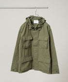 カーキ