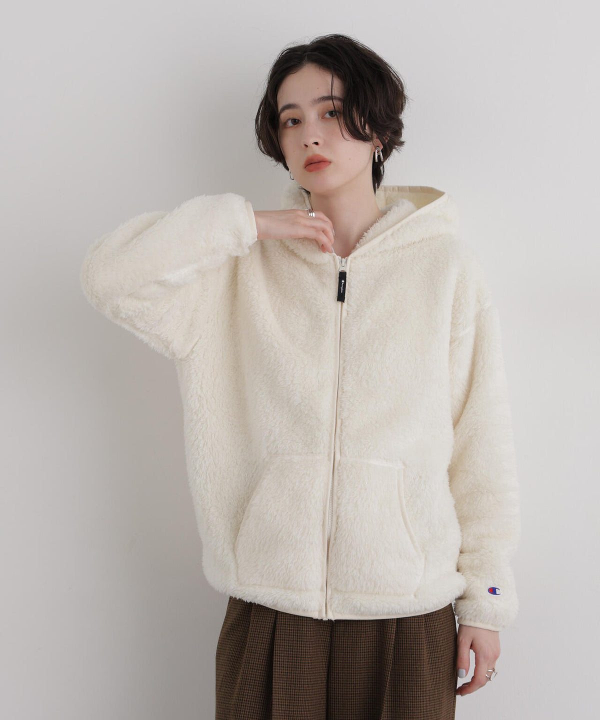 165cm　B:75 W:58 H:88 着用サイズ：M