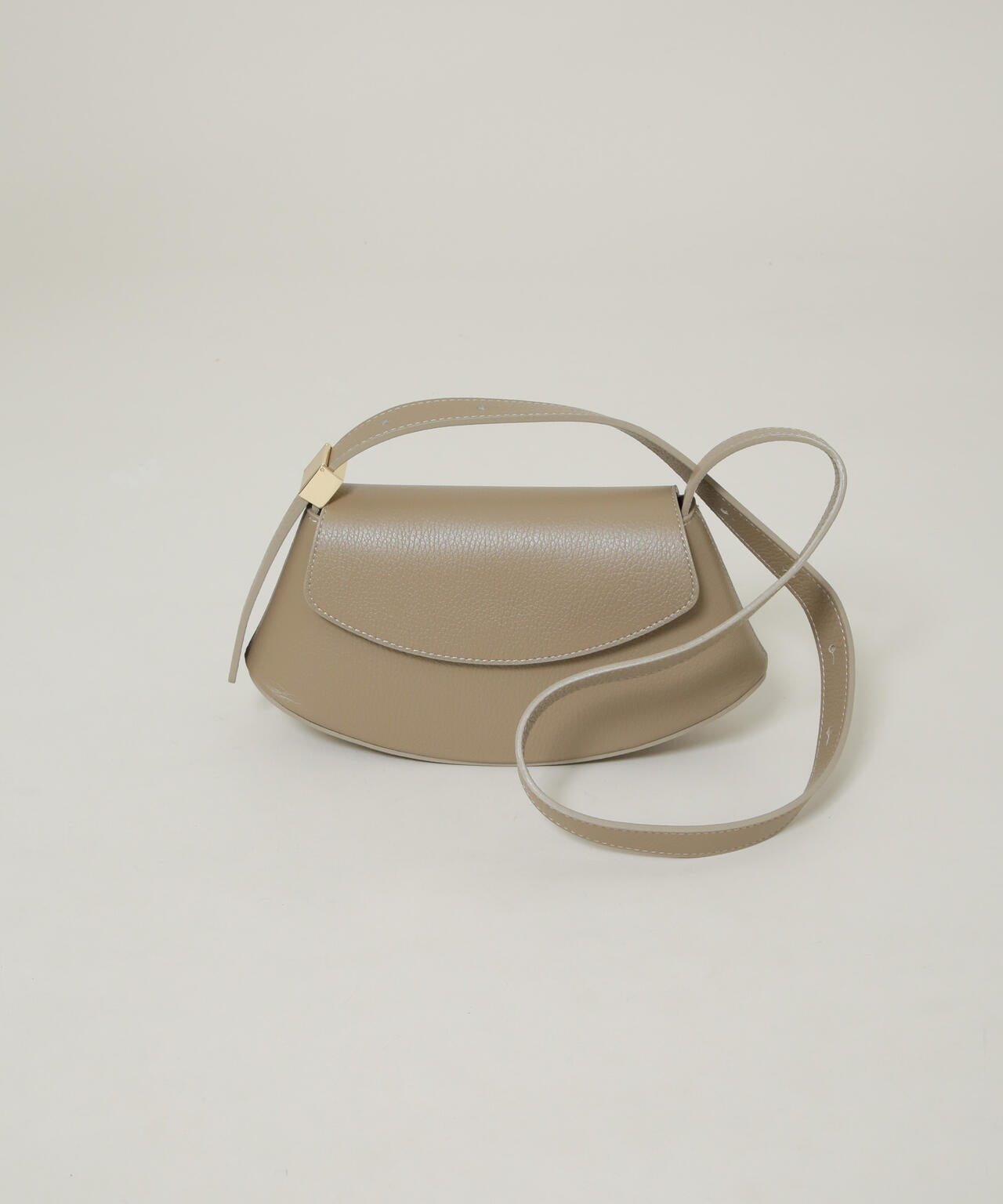 AULENTTI/カーブミニショルダー 6716232267