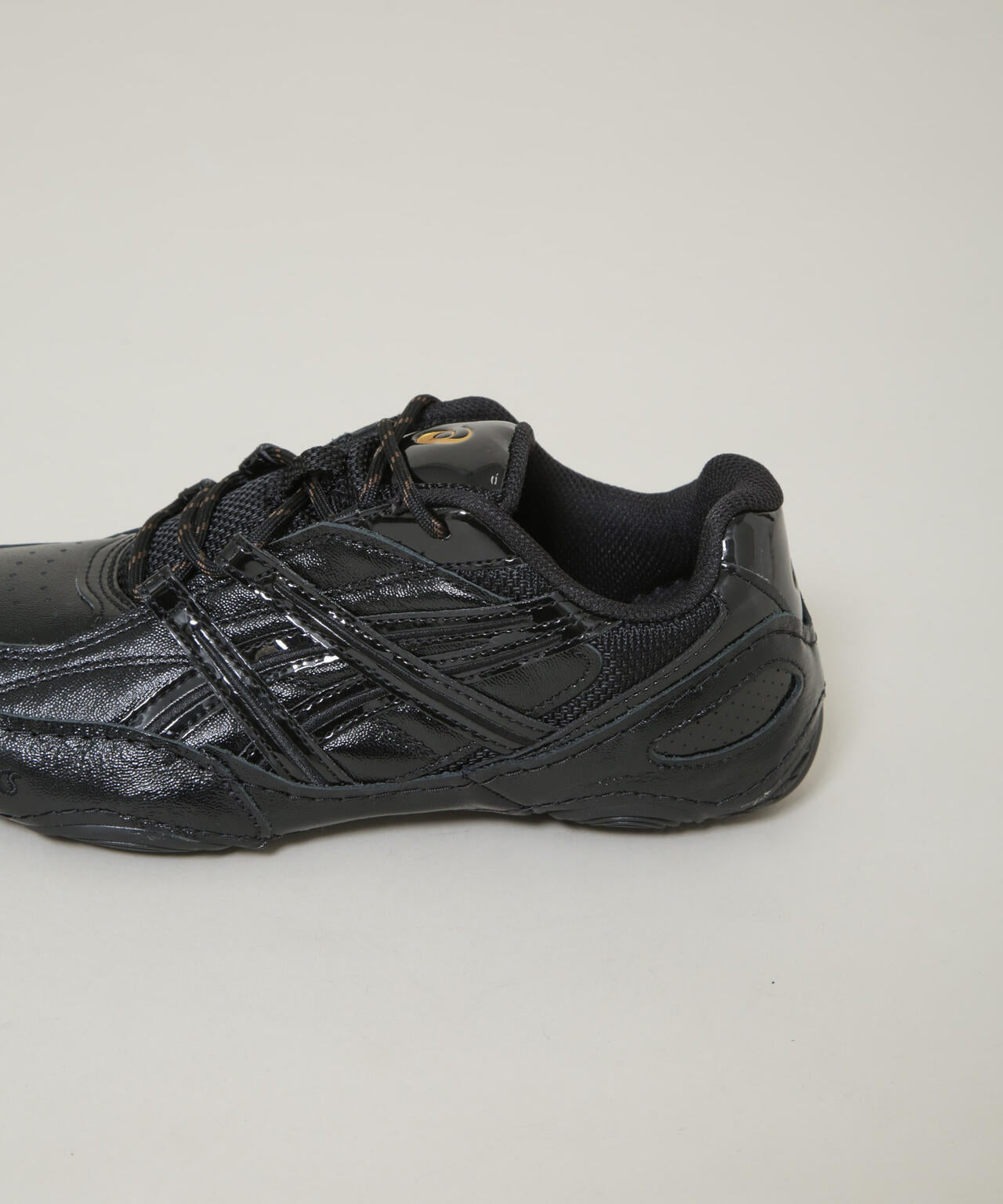 asics/HYPERSYNC BLACK 6716234060