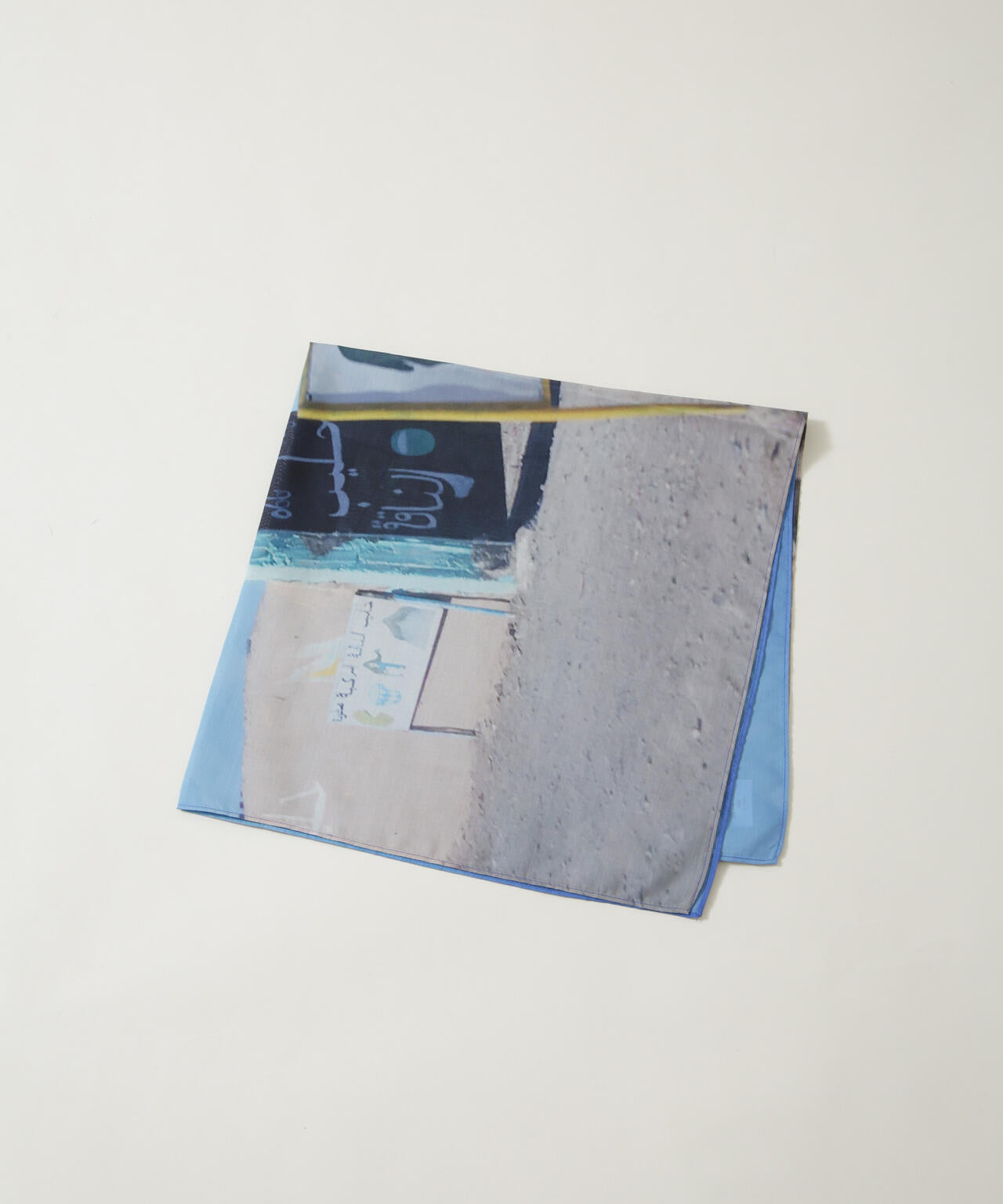 LY/Postcard scarf