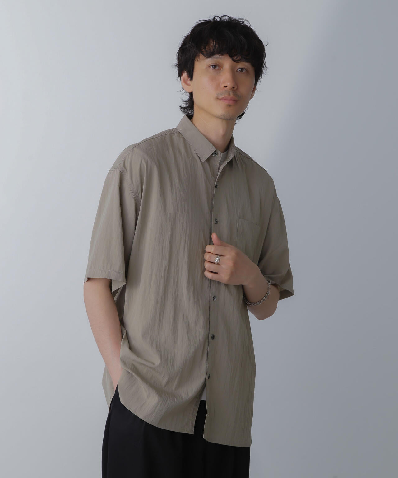 ナイロンレーヨンリラックスシャツ 半袖 6724121216