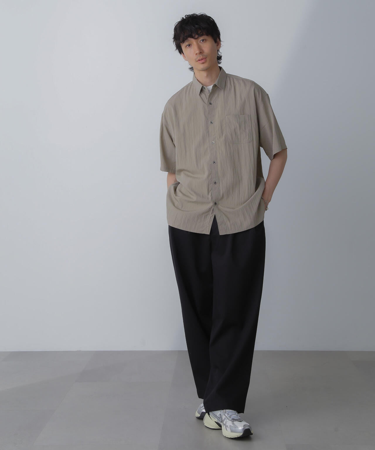 ナイロンレーヨンリラックスシャツ 半袖 6724121216