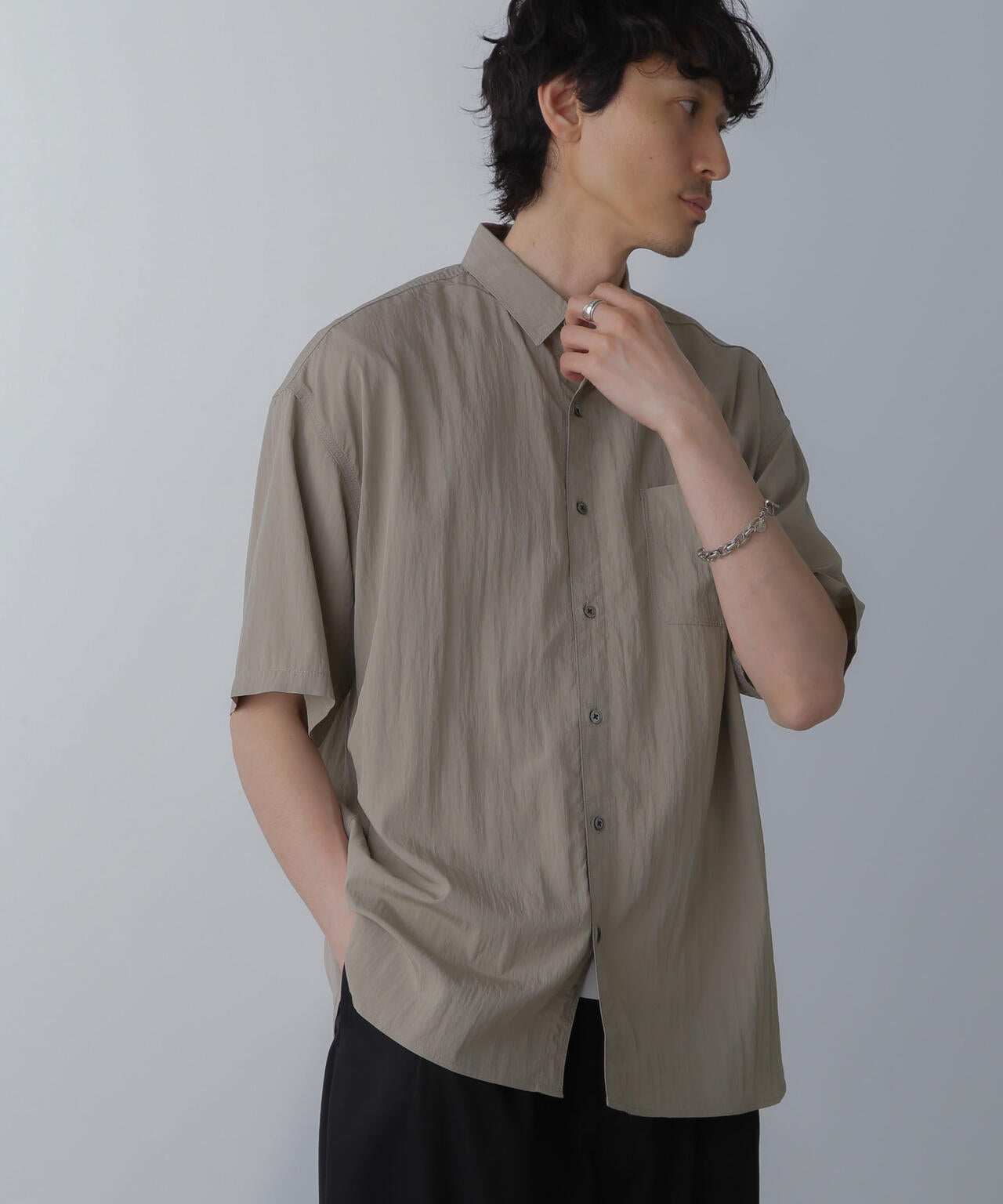 ナイロンレーヨンリラックスシャツ 半袖 6724121216