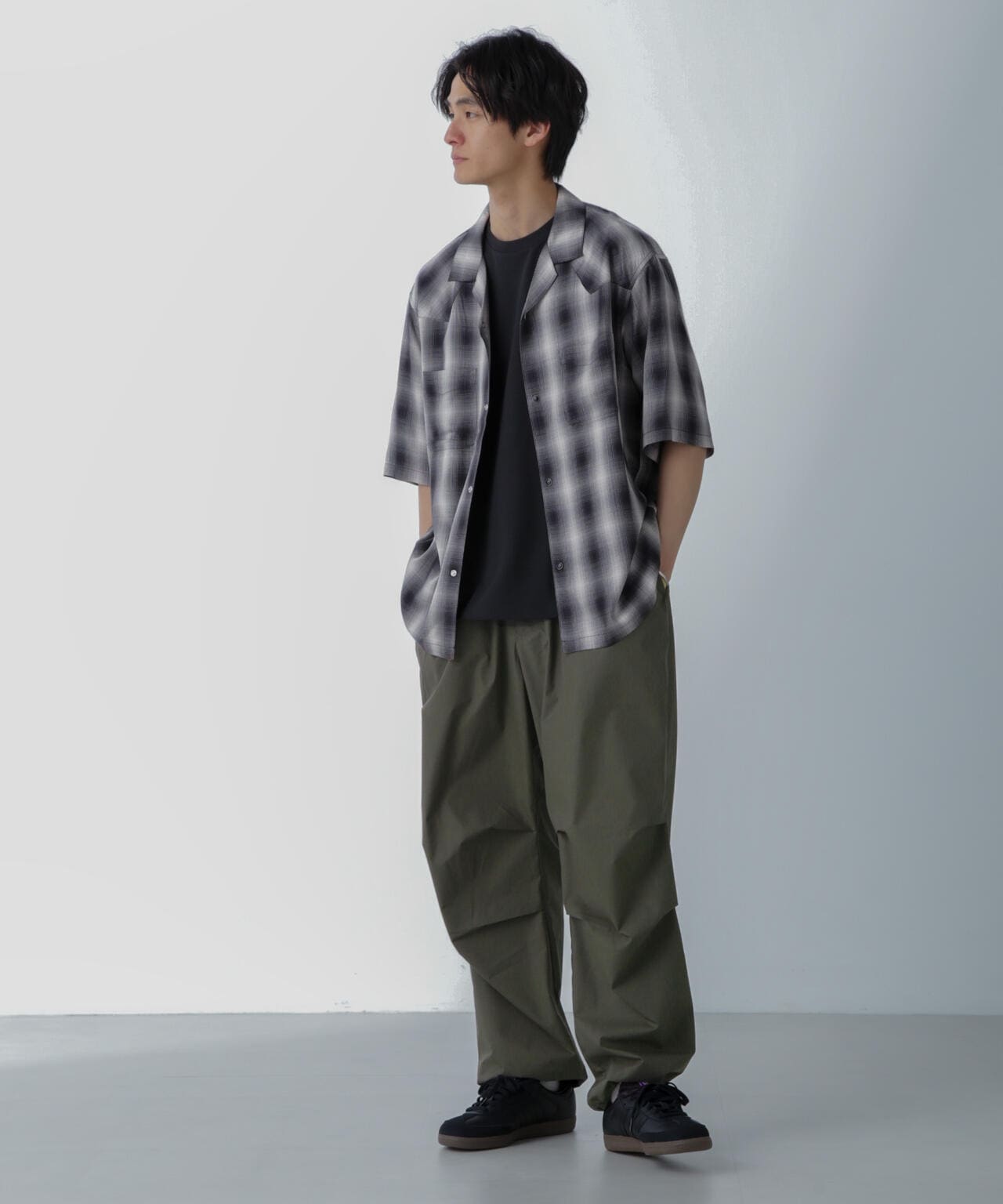 ライトウェイトイージーパンツ 6724127224