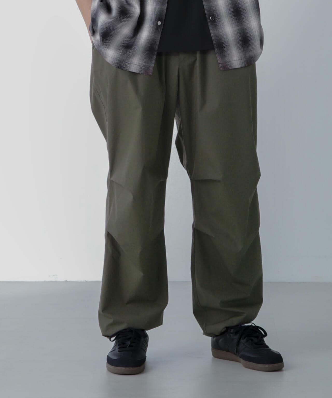 ライトウェイトイージーパンツ 6724127224