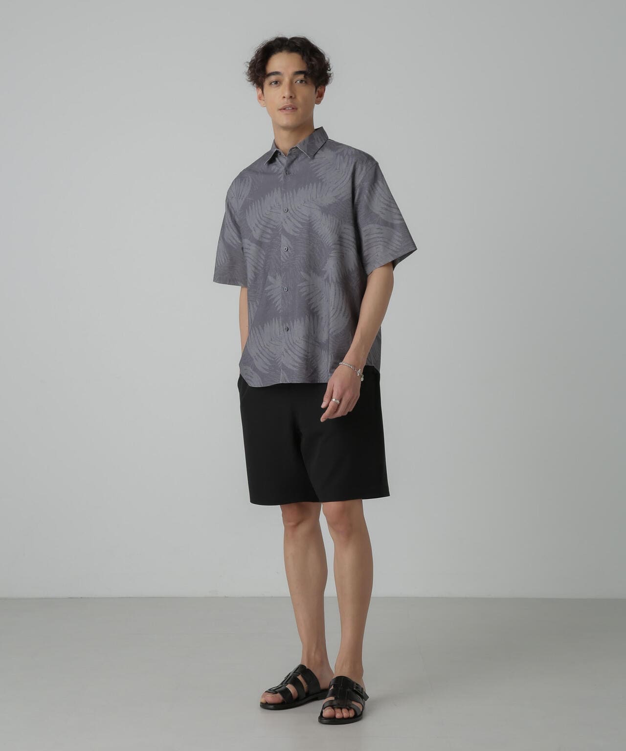 ニットショートパンツ - ニアリーブラック - レディース | H&M JP
