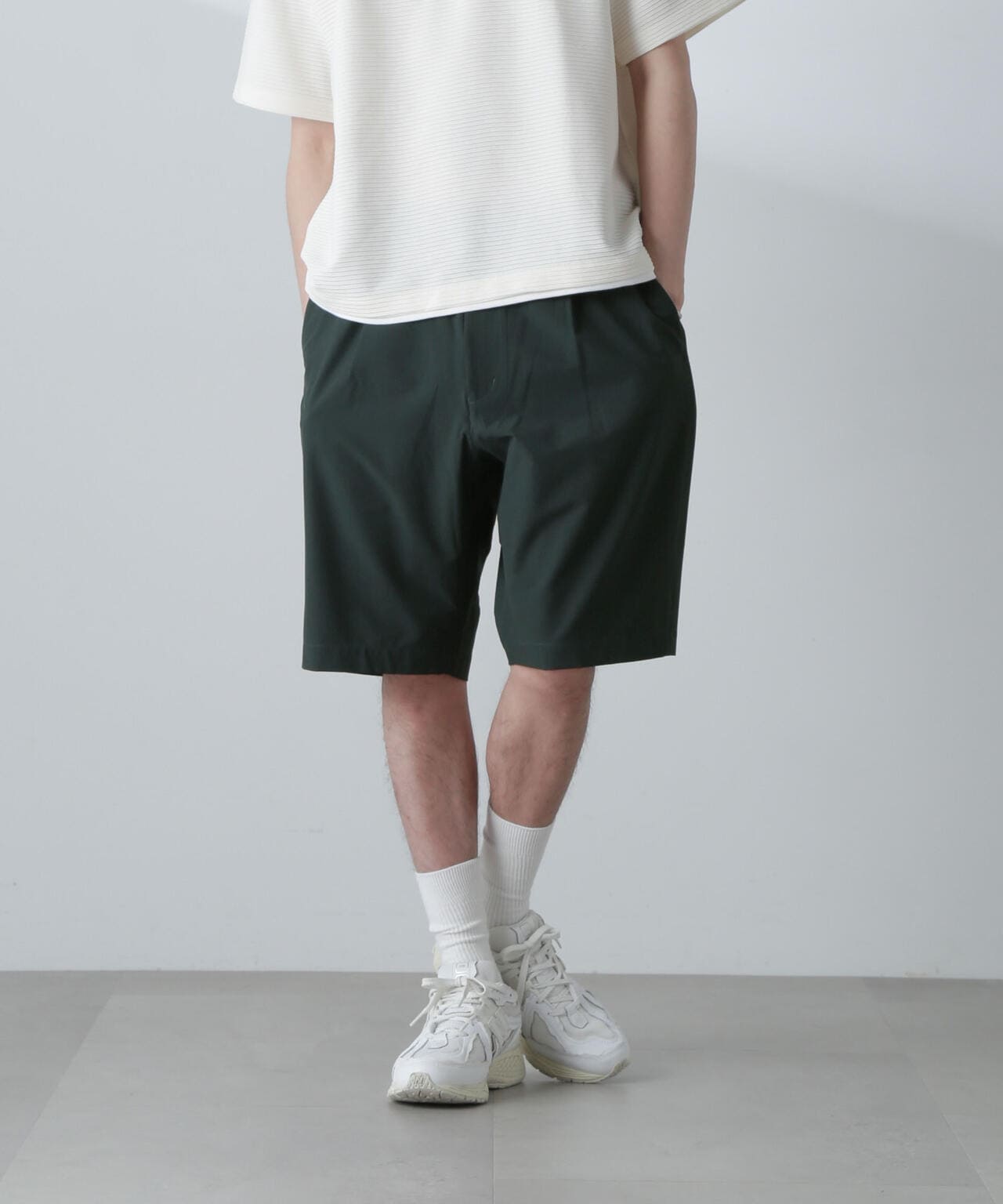 【ozz croce】レッグカバー付ショートパンツ ホワイト 25SS｜WAAC X JONES】WOMEN カーゴショートパンツ ホワイト