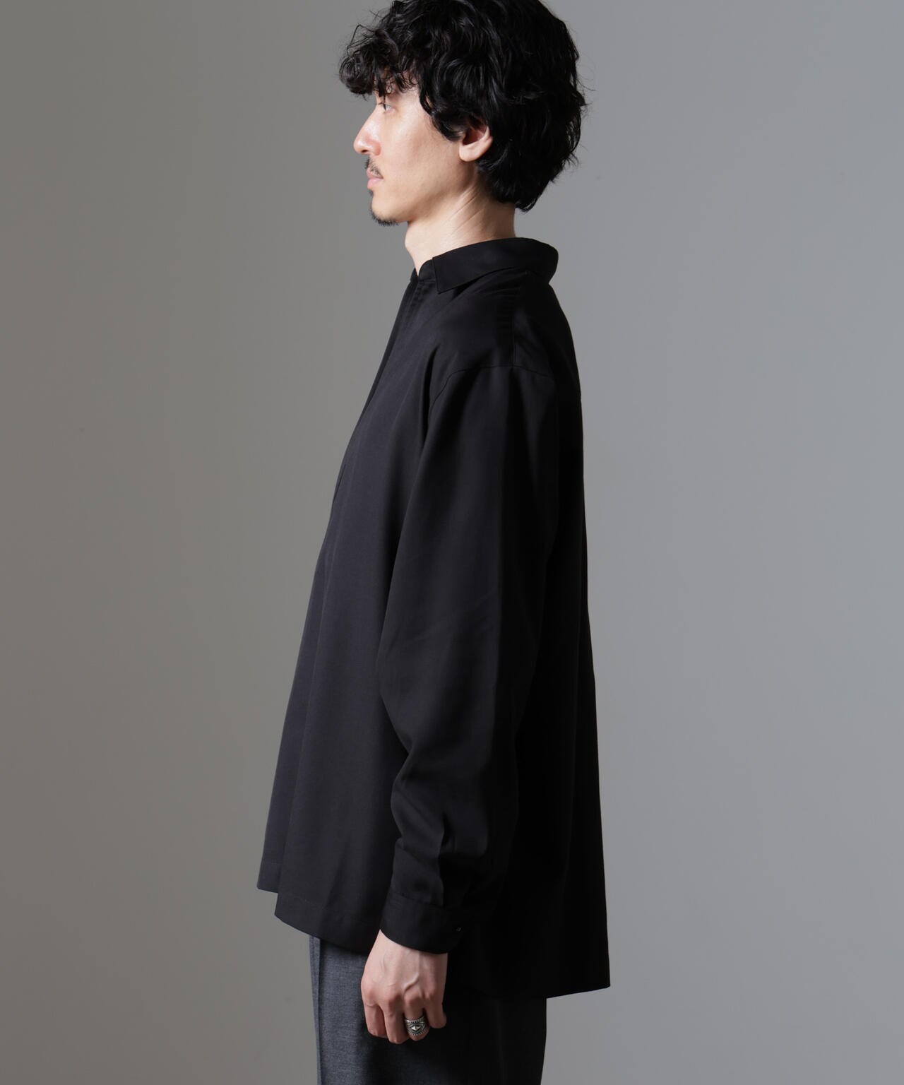 ドレープスキッパーシャツ 長袖 6724220207