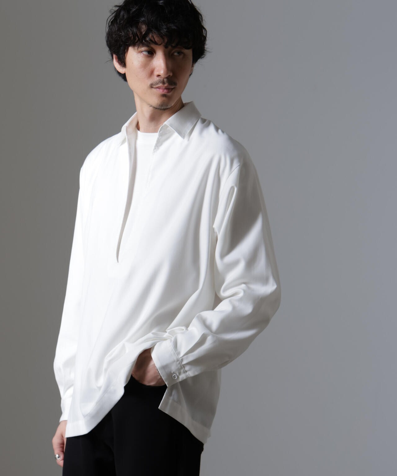ドレープスキッパーシャツ 長袖 6724220207
