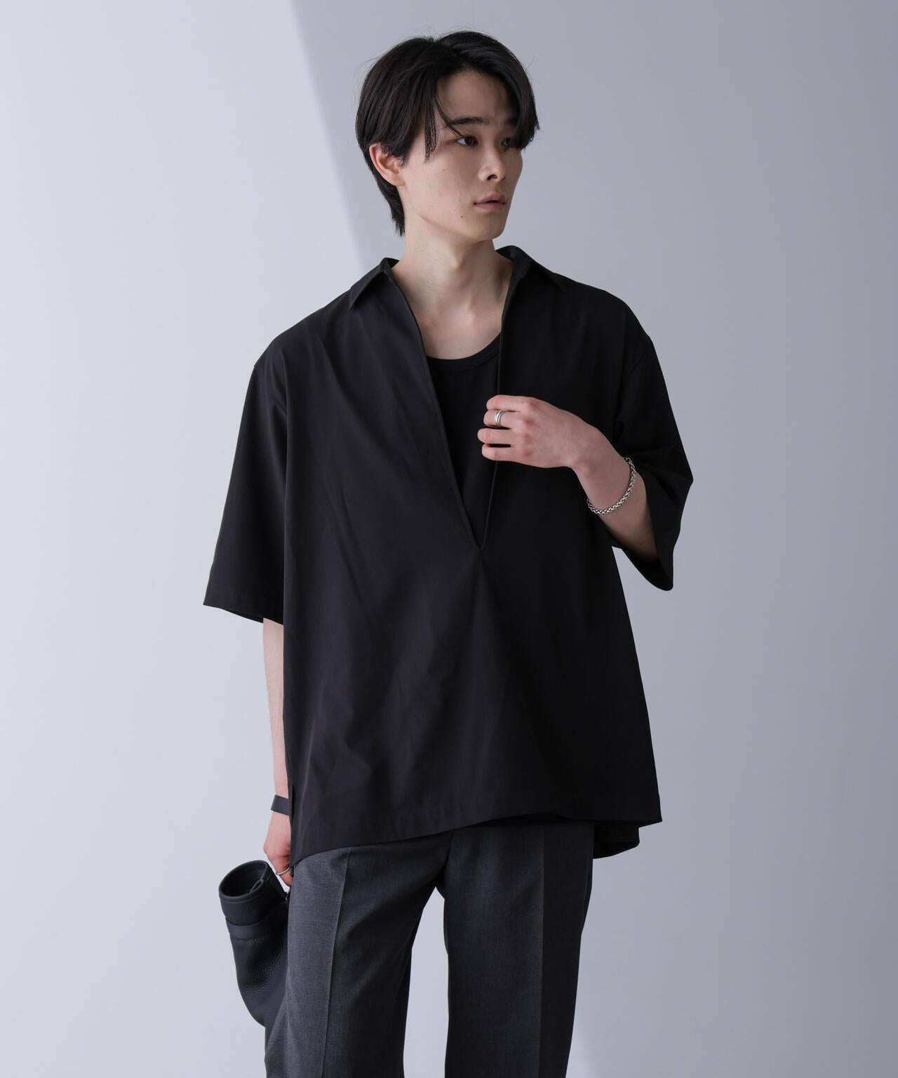 BluBre / 針抜きスキッパーTシャツ BluBre / 針抜きスキッパーTシャツ