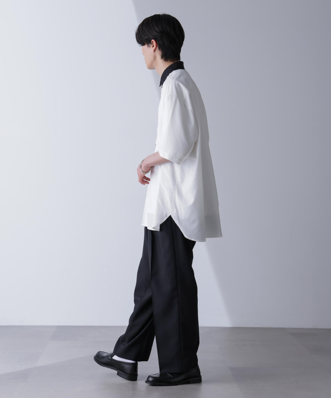 WEB限定 / バイカラー ドレープ シャツ 半袖