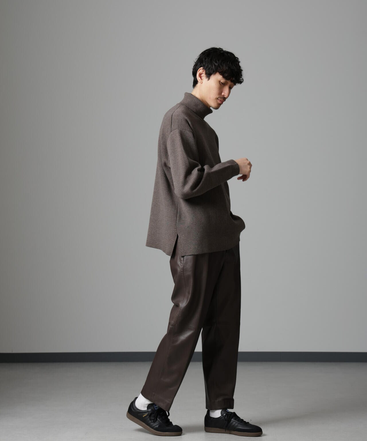 BACK WAVE コットンセーター [全3色] – muta Online Store