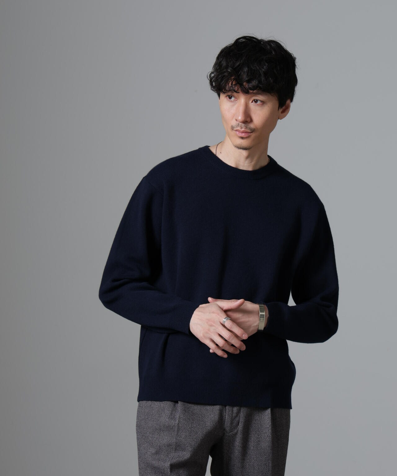 【極美品】イエナ【24SS】新作　シルク100% ボトルネックニット黒F antiqua 斜めボタン ボトルネックニット ニット レディース