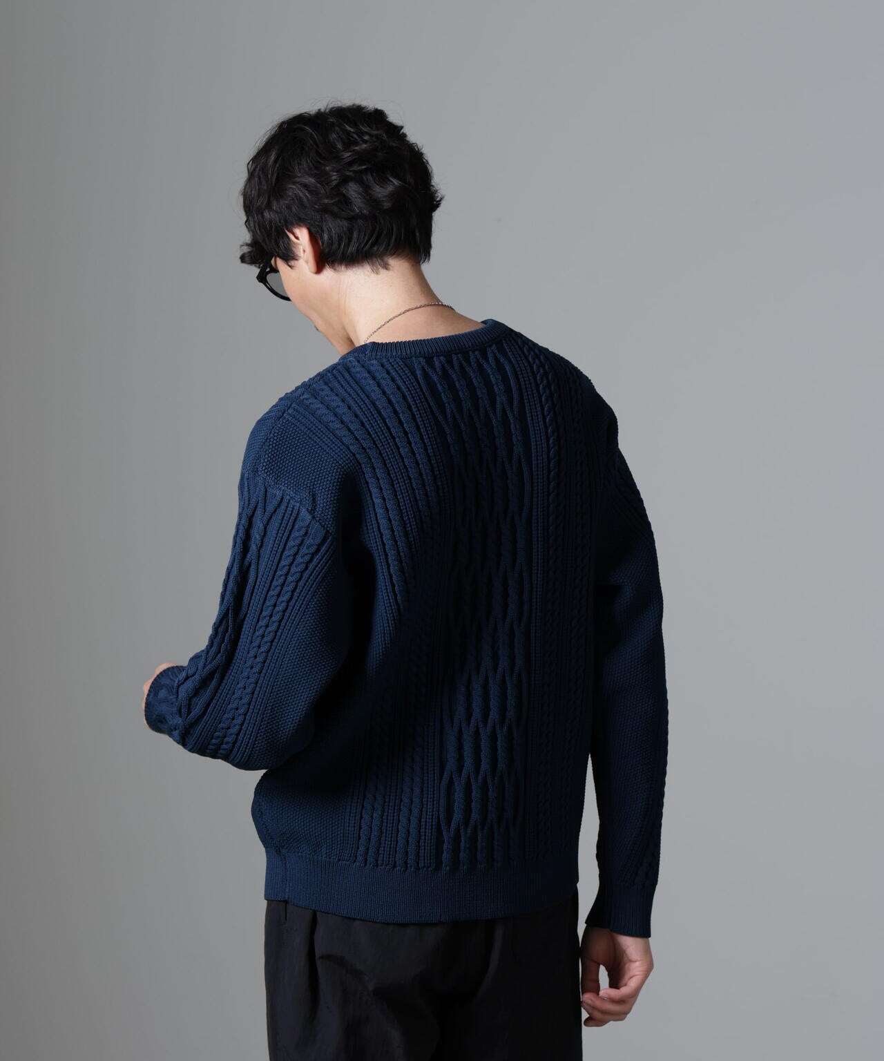 ケーブル エアー ニット