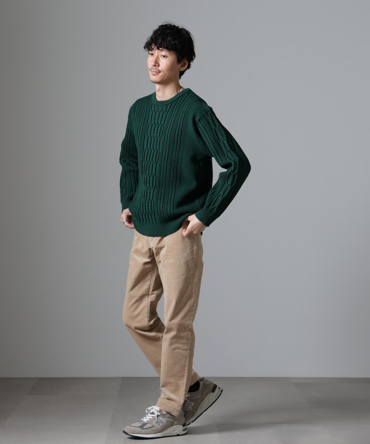 ケーブル エアー ニット