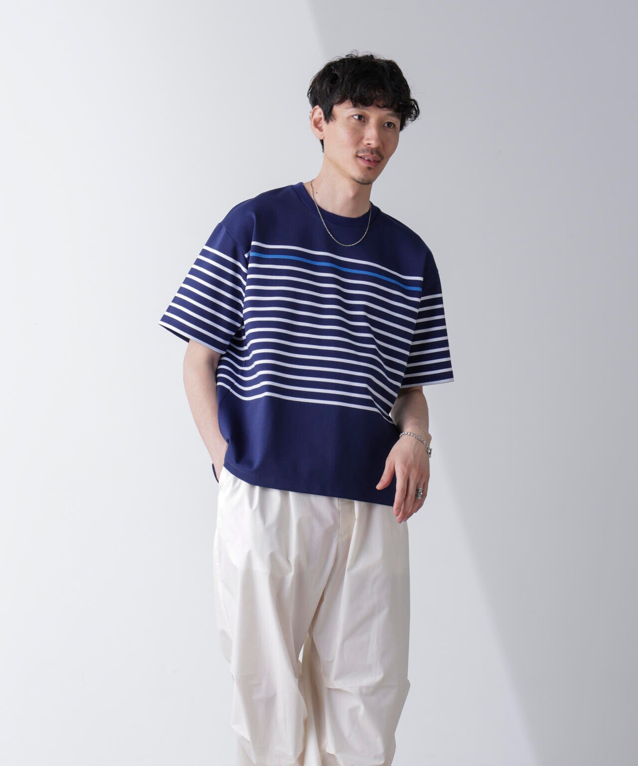 パネルボーダーリラックスTシャツ 半袖 6724224221