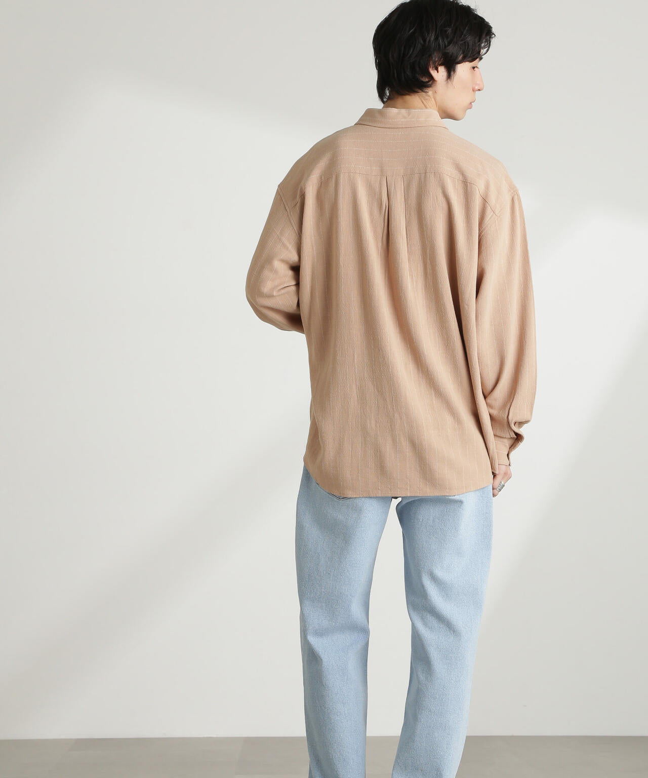 WEB限定 / ピンストライプ レギュラーカラー シャツ 長袖