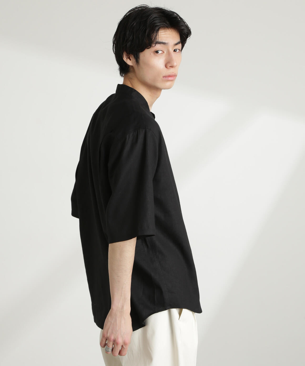 アンチスメル リネン バンドカラー シャツ 半袖