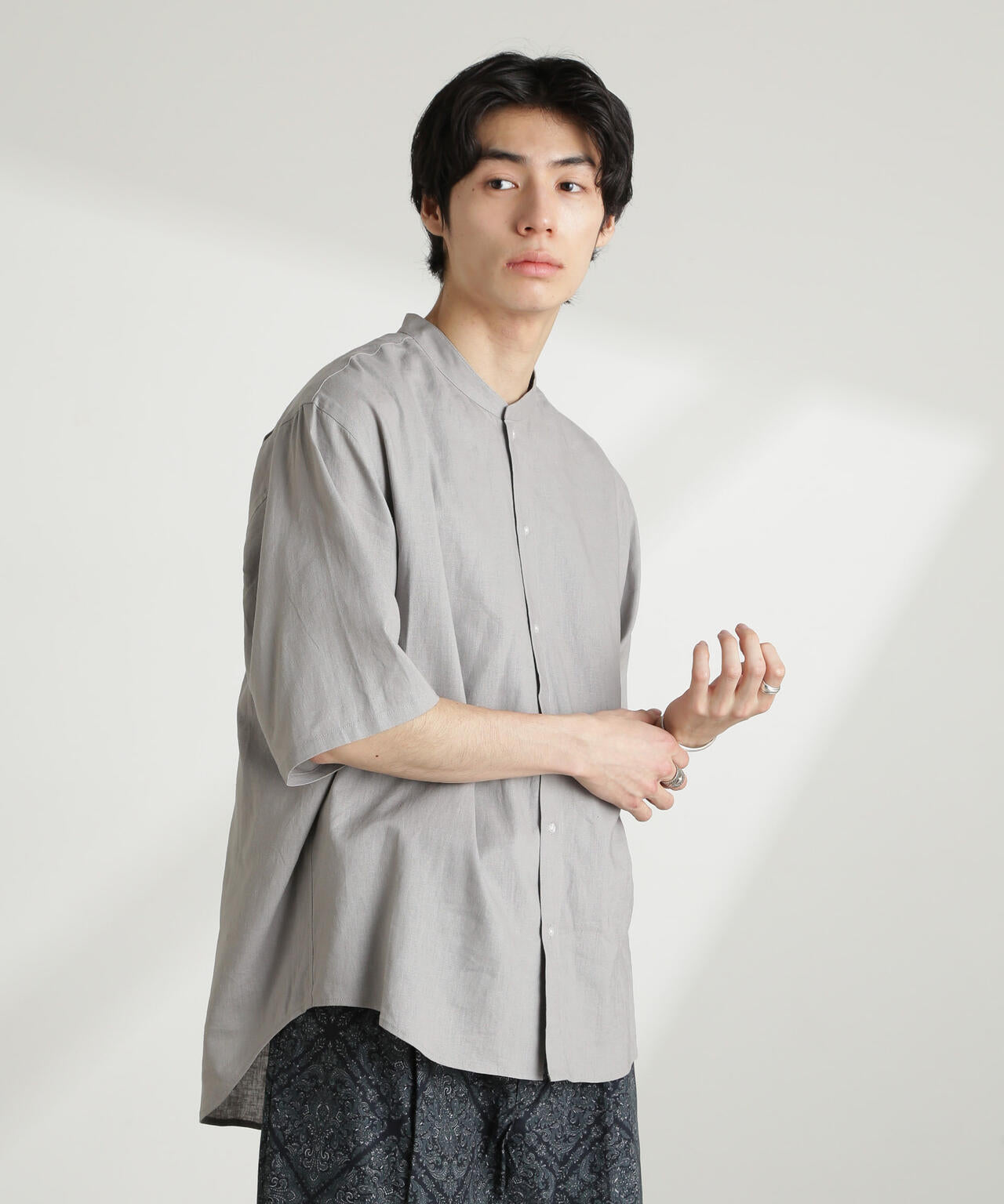 アンチスメル リネン バンドカラー シャツ 半袖