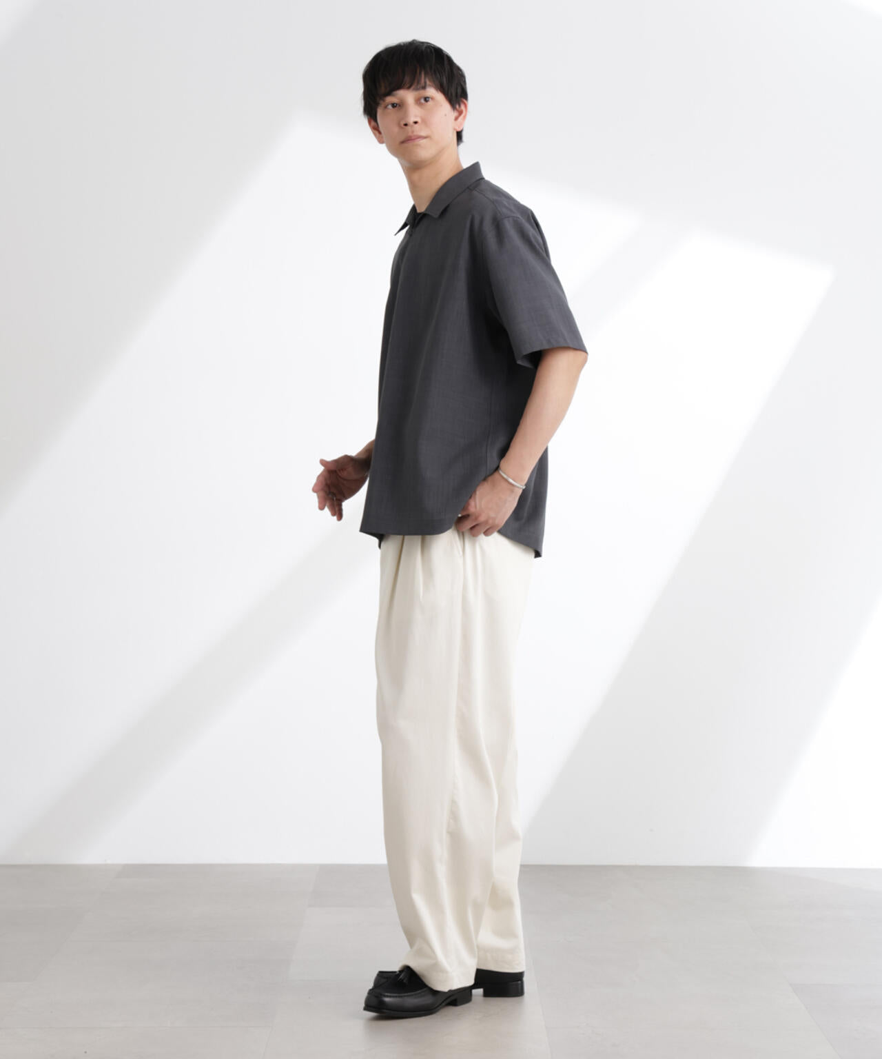 LIMIfew 黒 半袖スキッパーCS 美品 LI/ SINGLE JERSEY LACE UP SQUARE TEE(S Black): LIMI feu｜THE SHOP