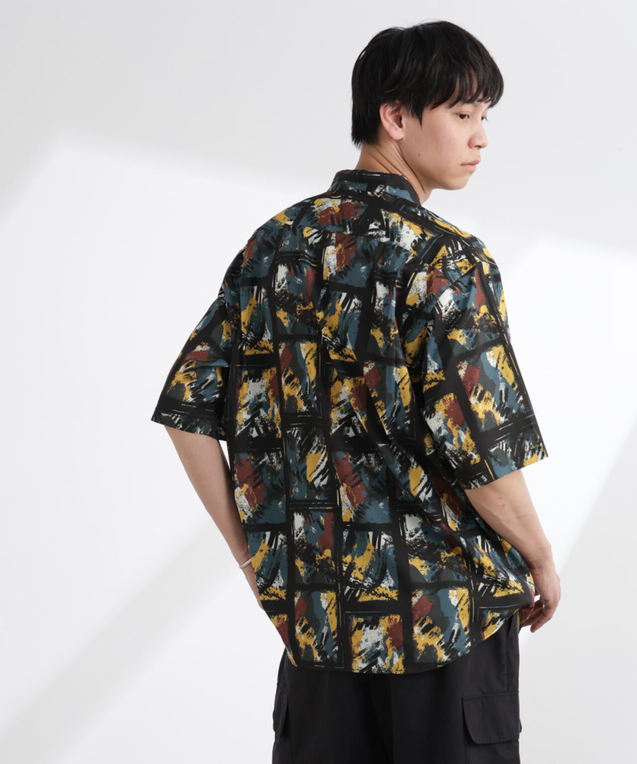 アート柄シャツ 半袖 6725121222
