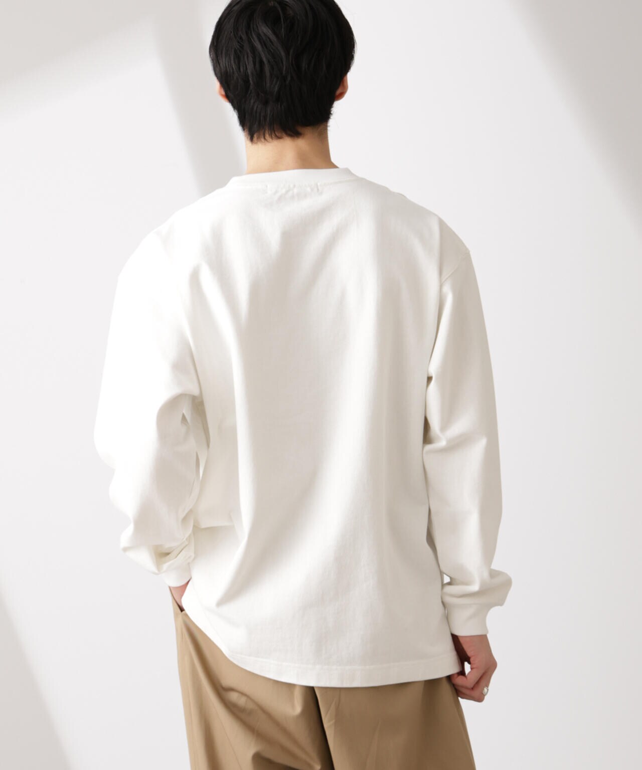 ホワイトローズ　ビッグシルエットTシャツ　ロングタウン ホワイトローズ ビッグシルエットTシャツ ロングタウン - メルカリ