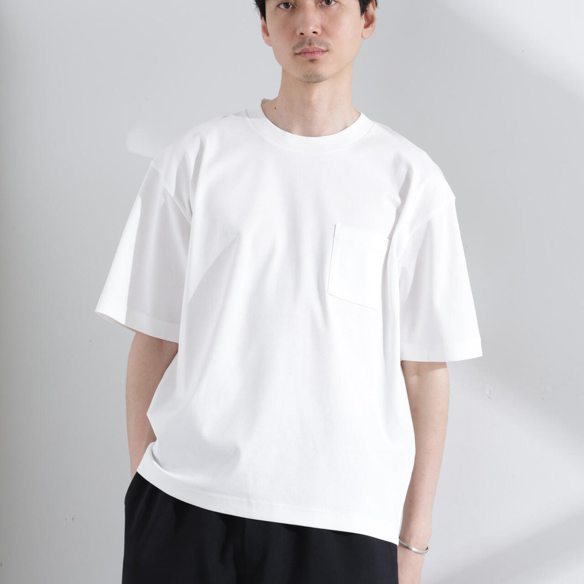 【未開封】 シャツ XL 新品未開封 地面師たち ピエール瀧 法律屋 後藤 Tシャツ Netflix