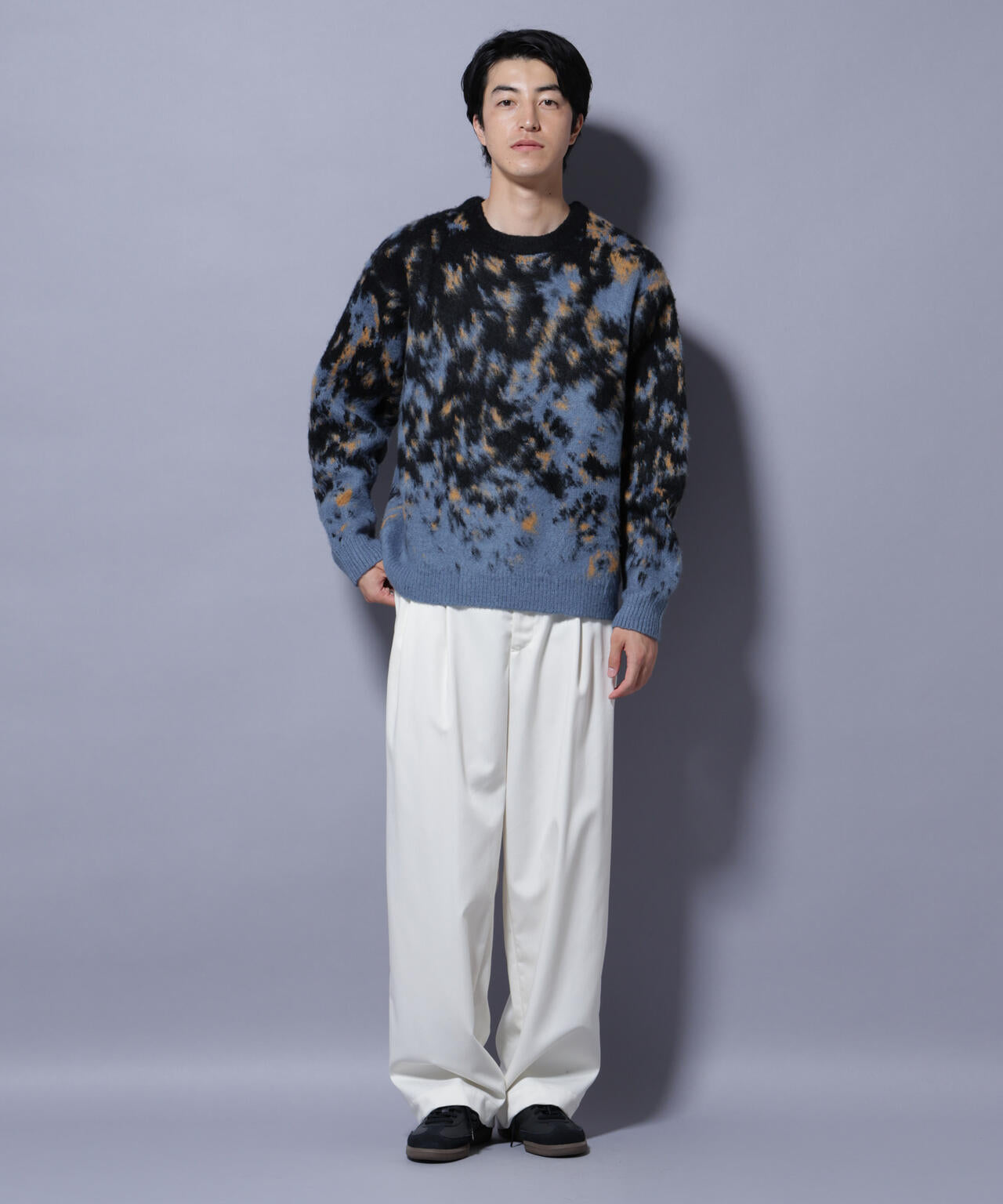 アート柄クルーネックニット2 ブライトカラー 6725222211