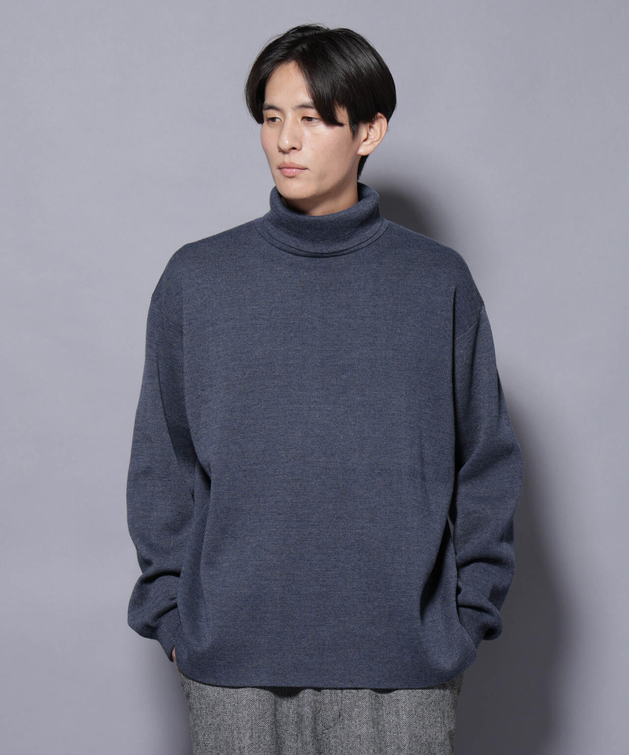 24AW 定価2.4万 バトナー ウール リブ タートルネックニット 紺 日本製 ミラノリブ ワイドタートルネックニット