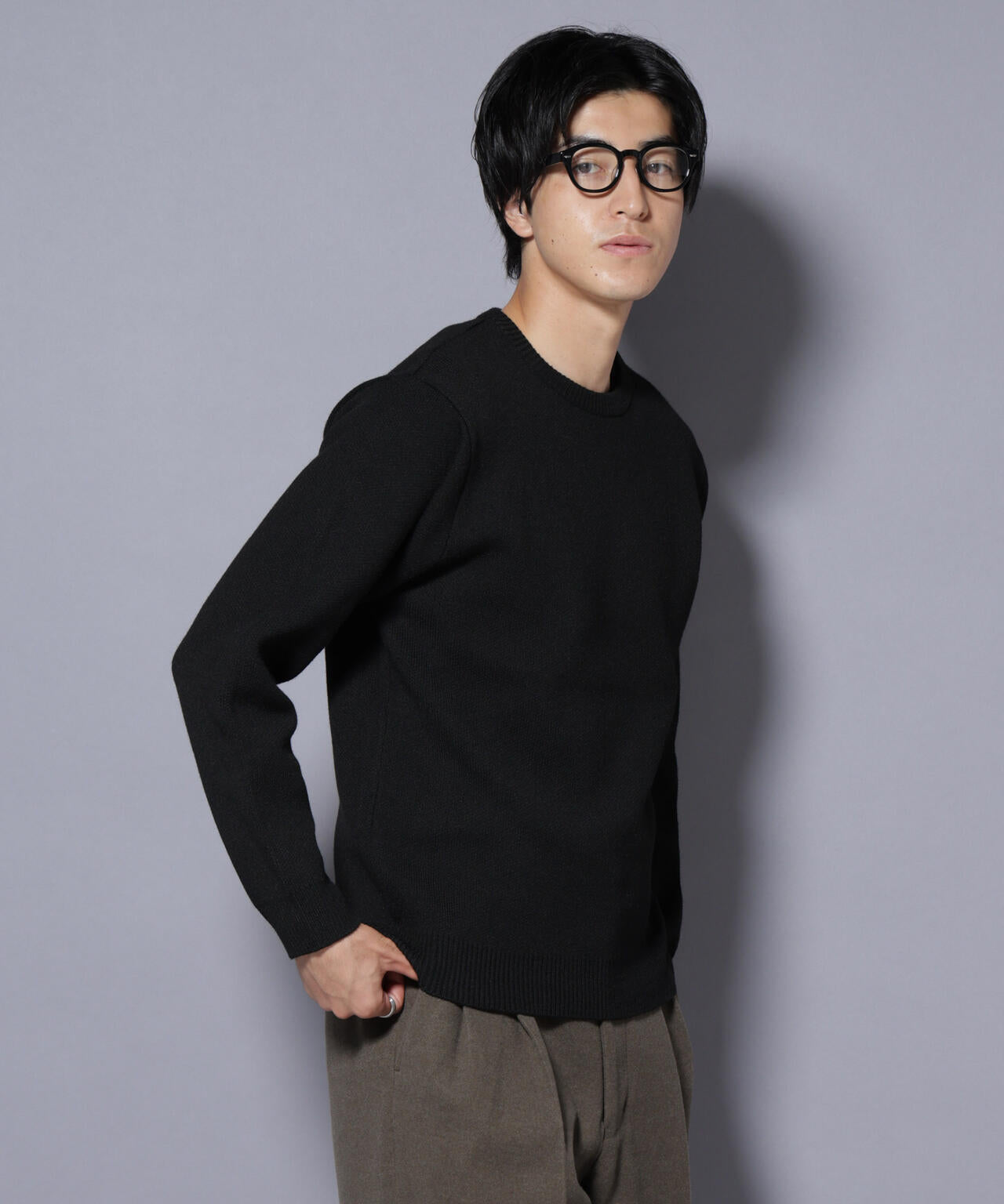 PBTストレッチクルーネックニット