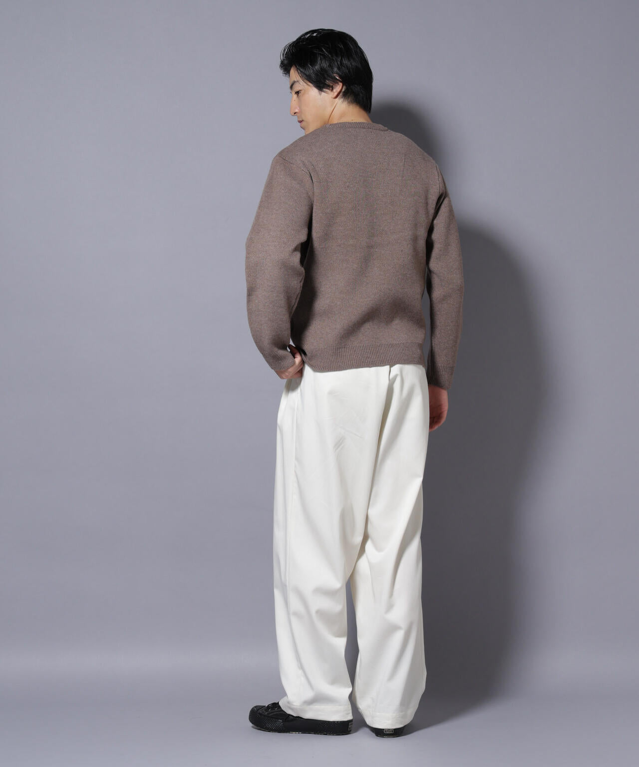 PBTストレッチクルーネックニット