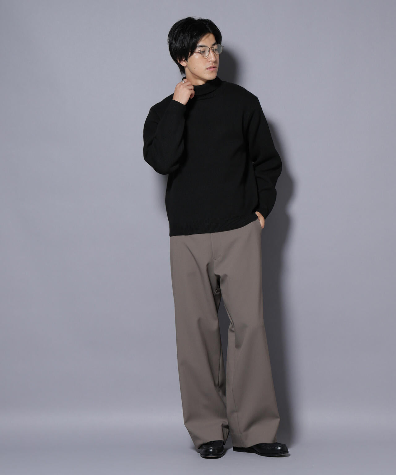 PBTストレッチタートルネックニット