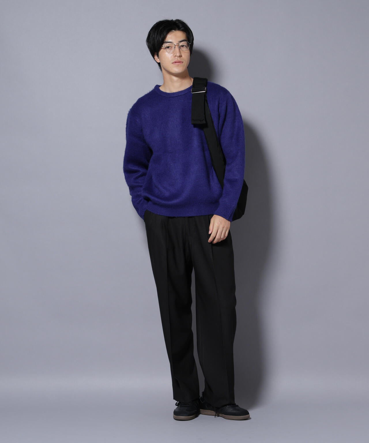 モヘヤライクプルオーバーニット