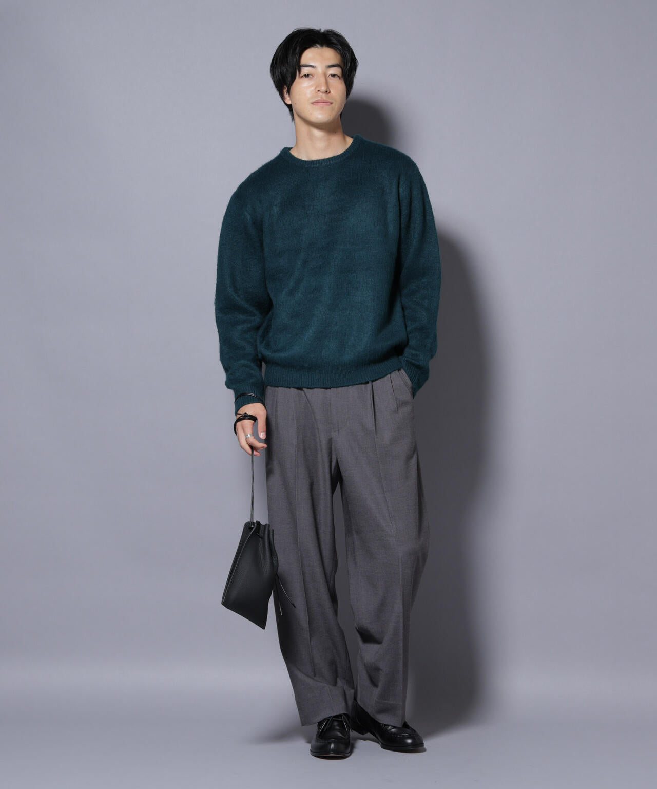 モヘヤライクプルオーバーニット