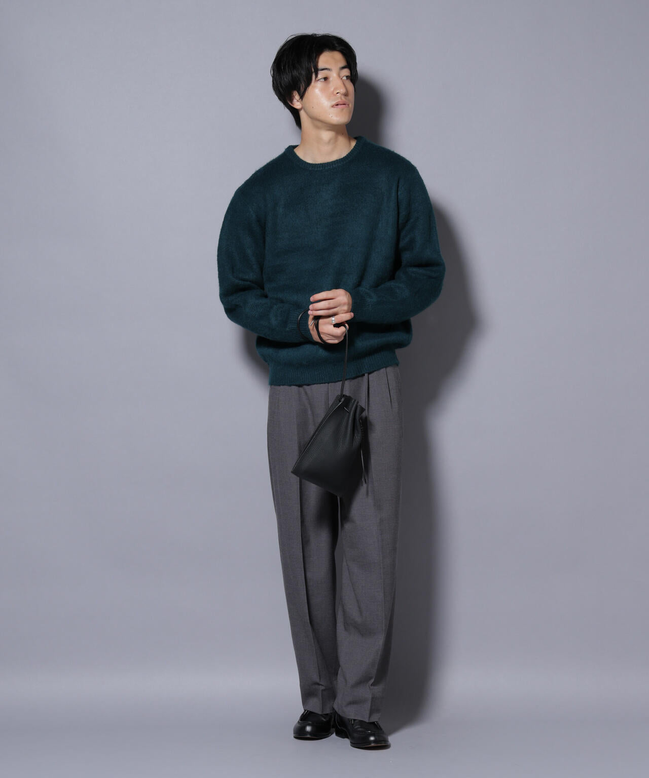 モヘヤライクプルオーバーニット