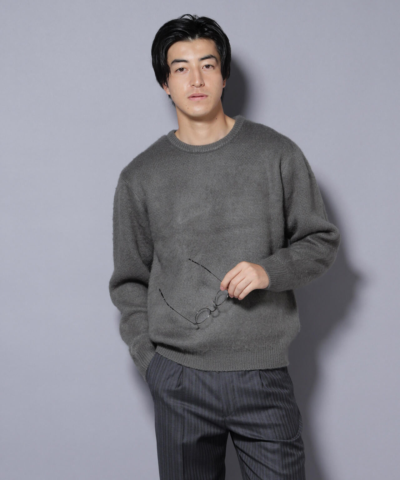 モヘヤライクプルオーバーニット