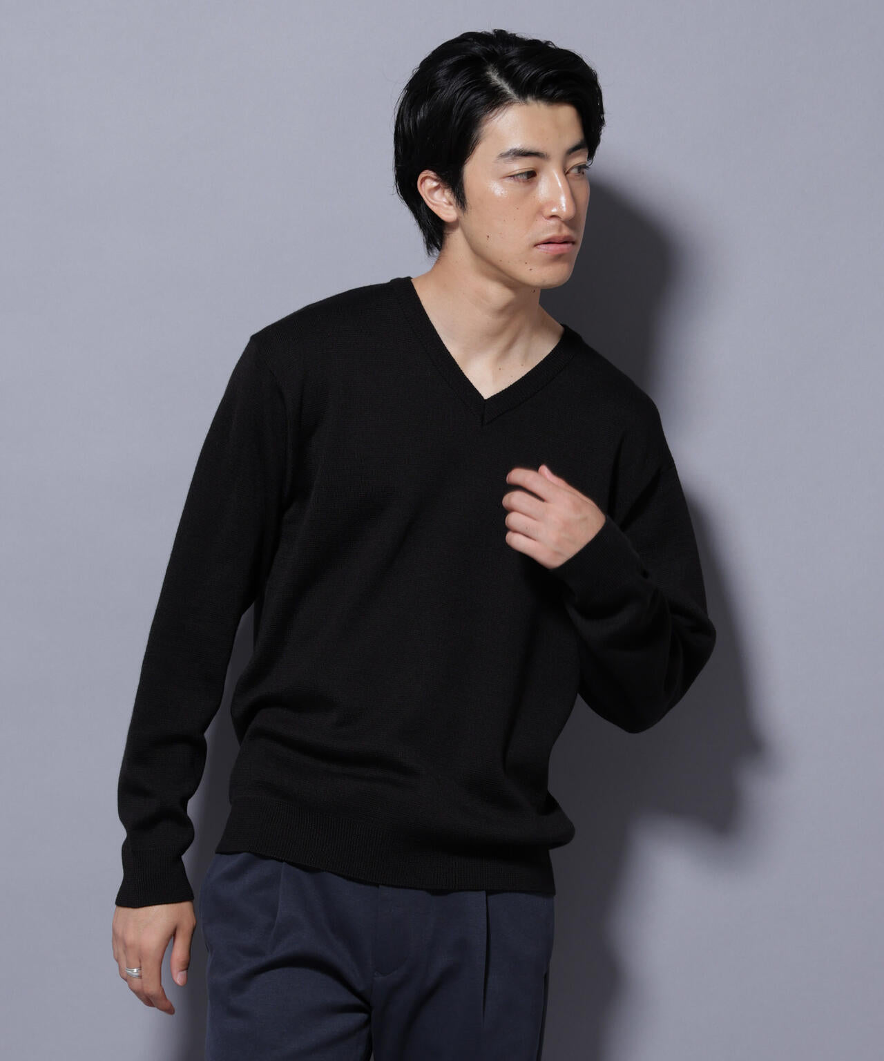 タスマニアウールミックス ミラノリブリラックスVネックニット