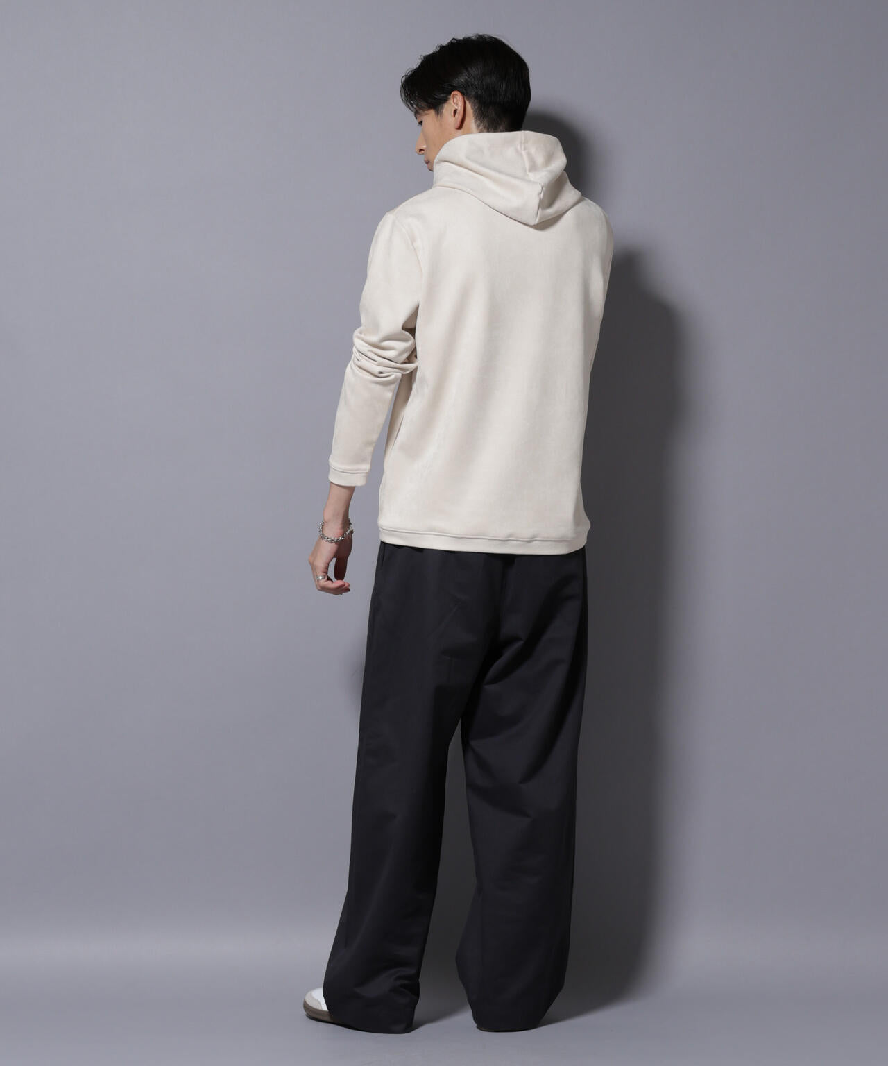 フェイクスエードフーディー 長袖 6725223203