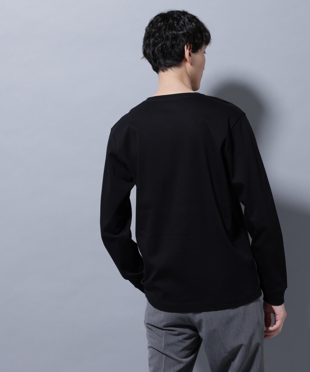 アンチスメルVネックTシャツ 長袖 6725223209