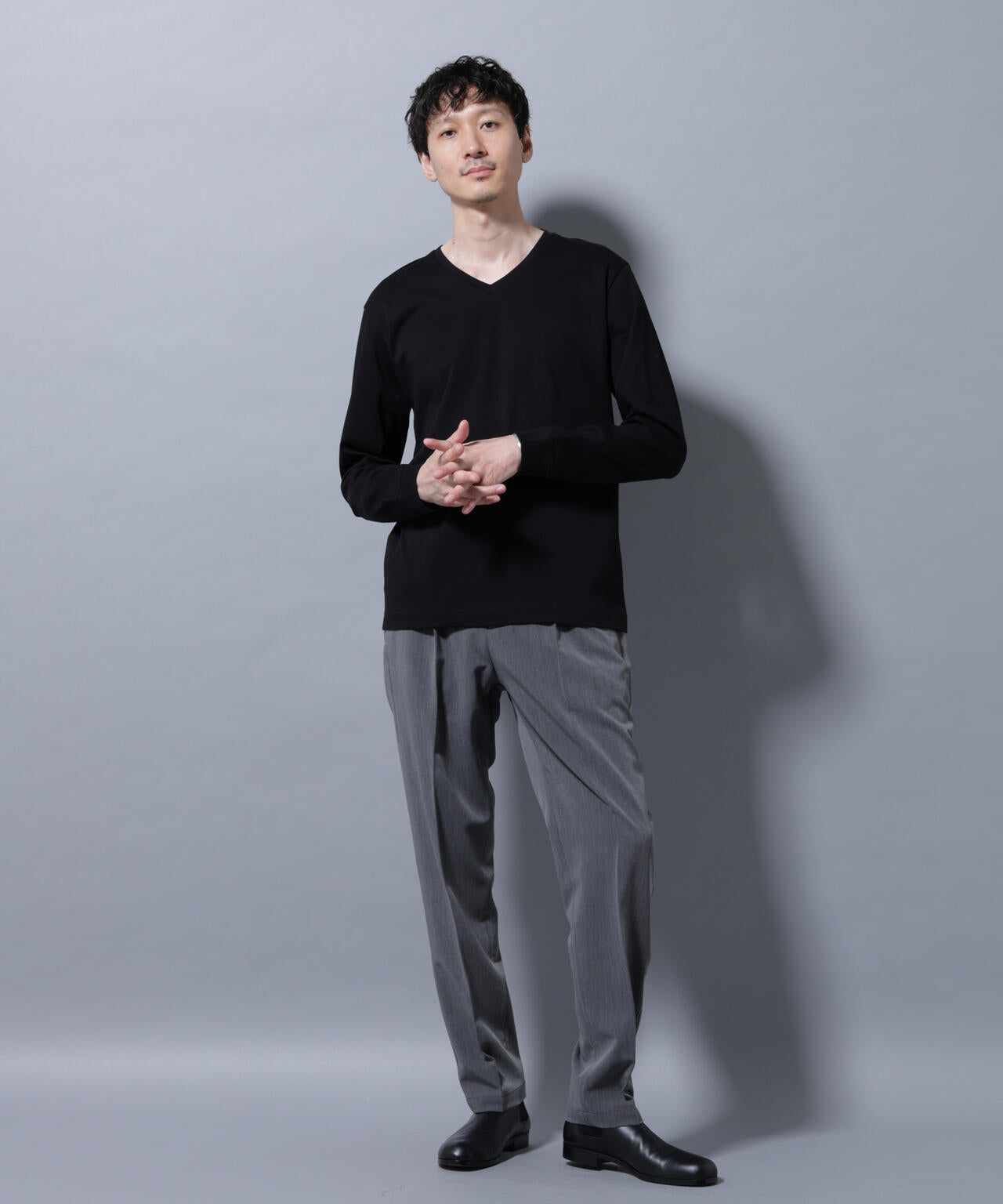 アンチスメルVネックTシャツ 長袖 6725223209