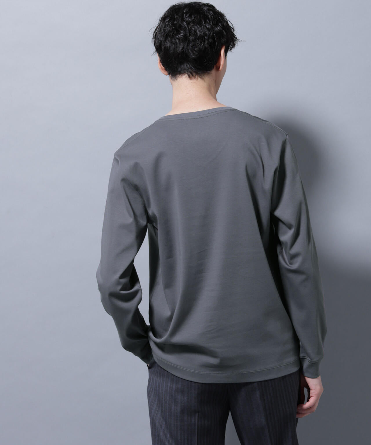 アンチスメルVネックTシャツ 長袖 6725223209