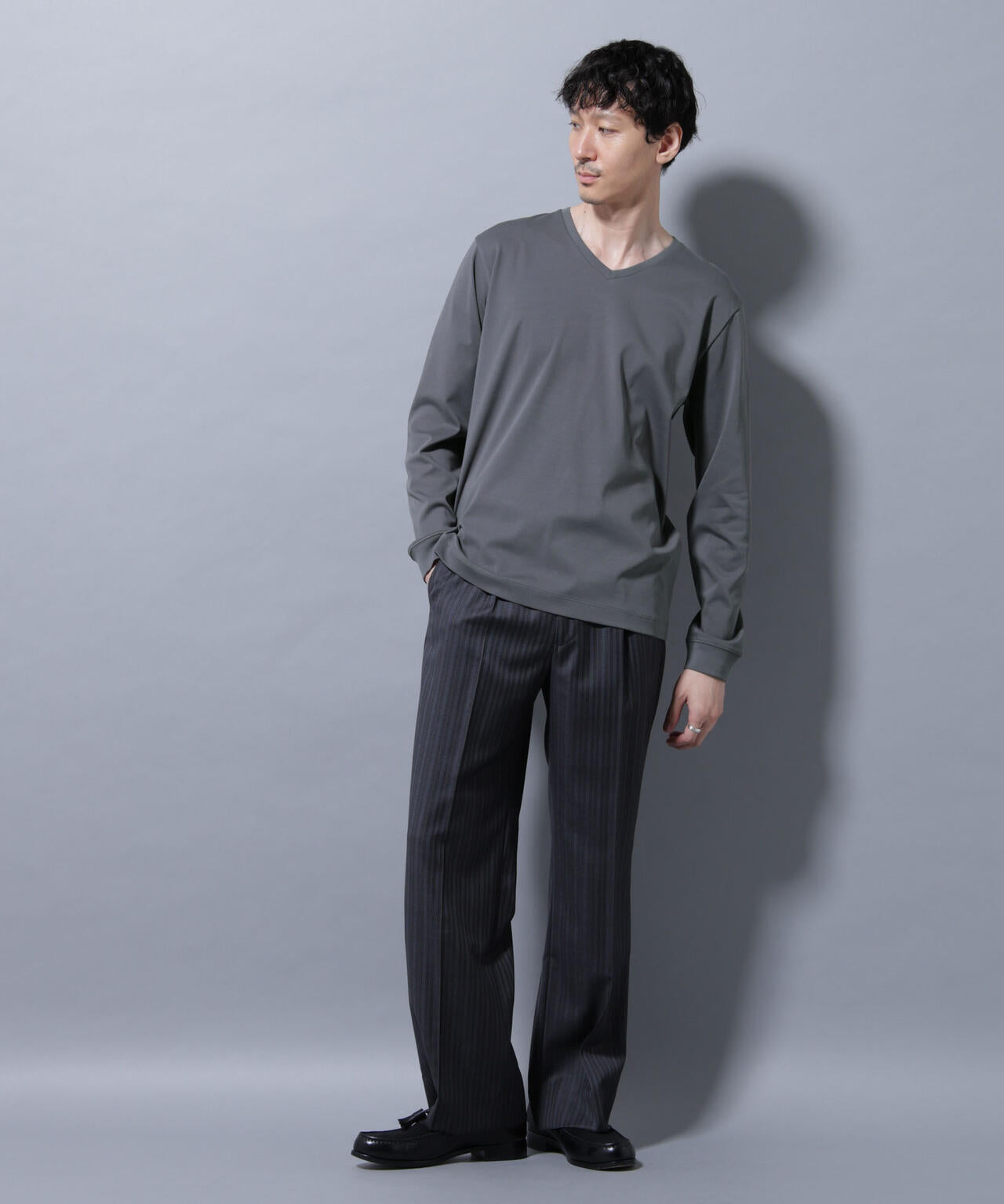 アンチスメルVネックTシャツ 長袖 6725223209