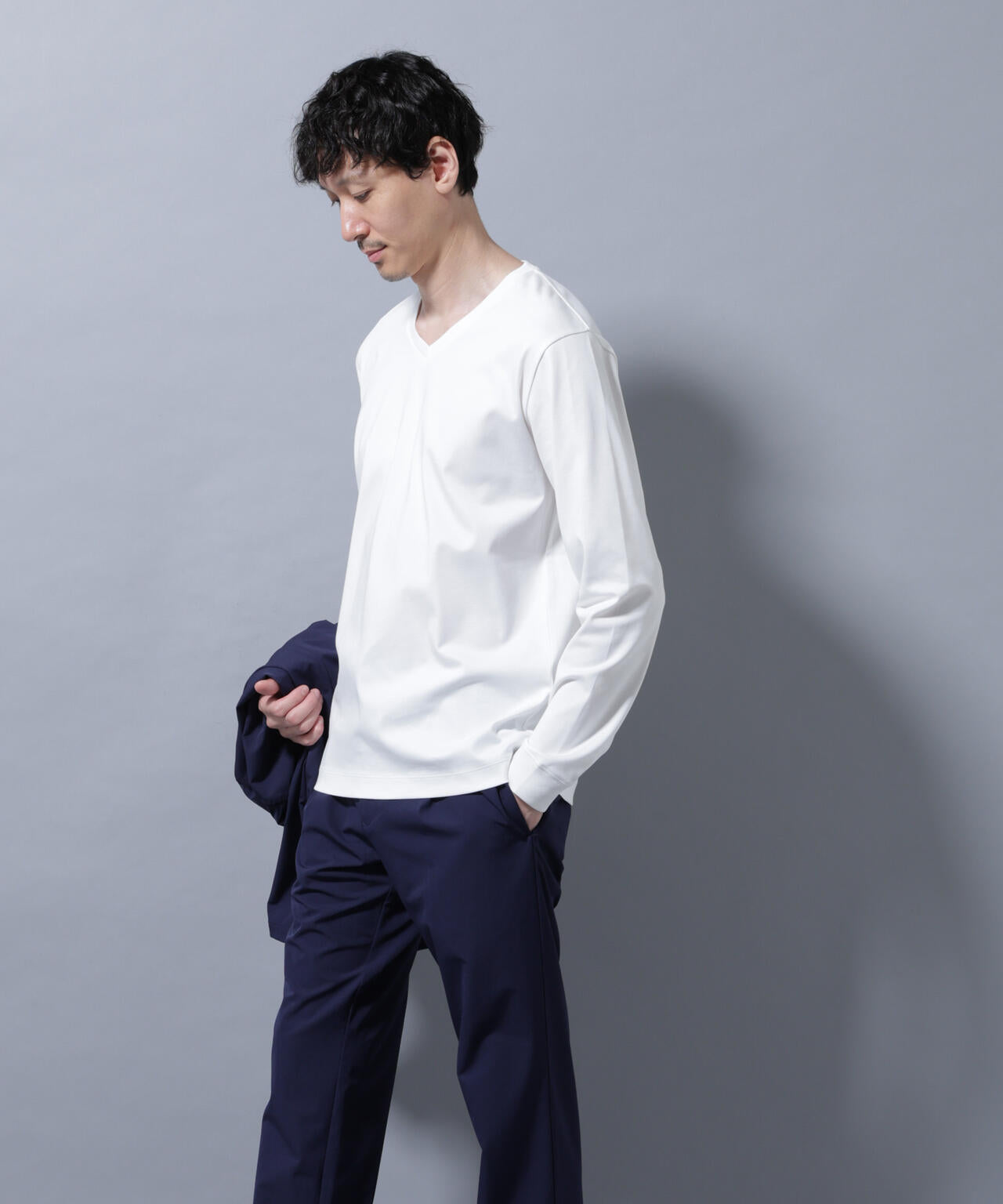 アンチスメルVネックTシャツ 長袖 6725223209