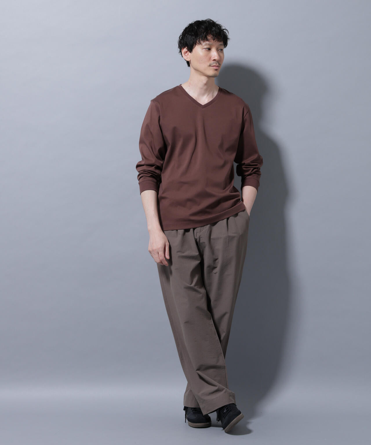 アンチスメルVネックTシャツ 長袖 6725223209