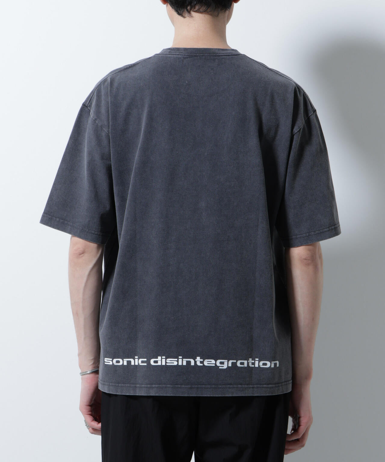 「A-C-Z」ピグメントグラフィックTシャツ 半袖 6725224210