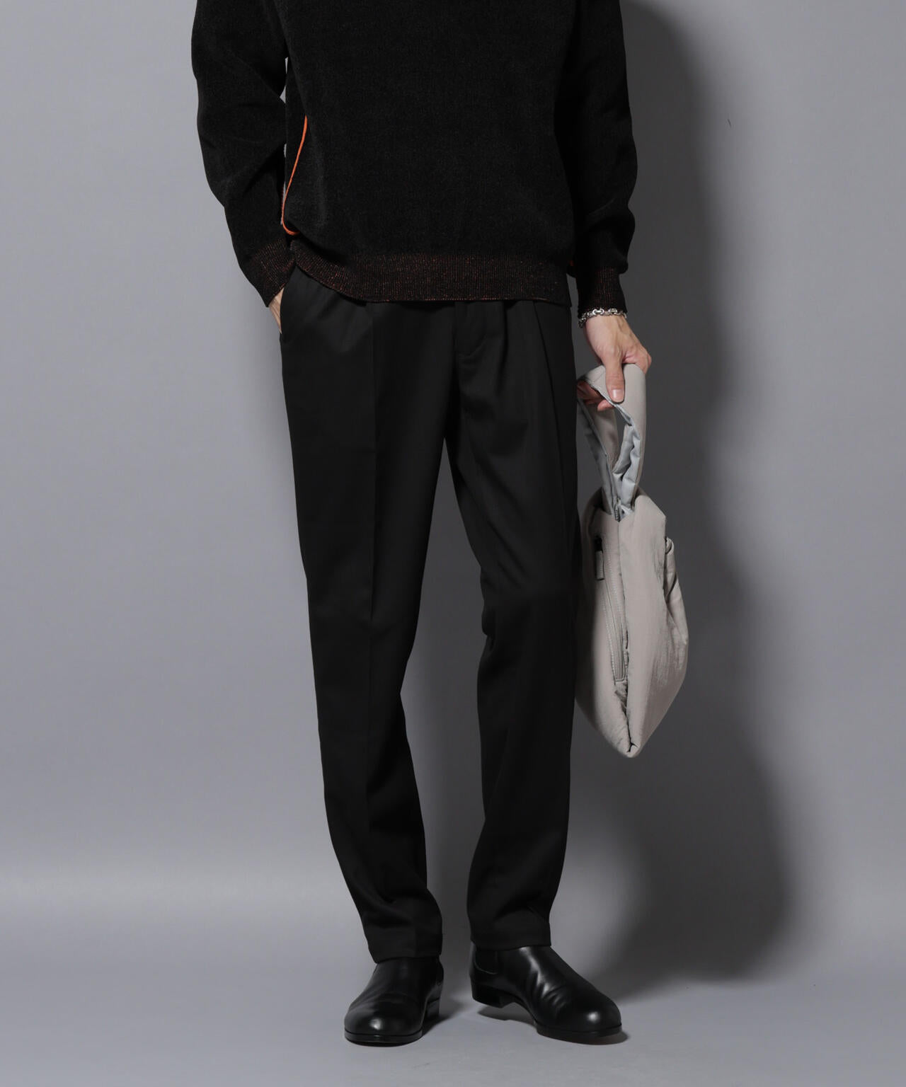 00s BALMAIN ウール 1タック センタープレス スラックス テーパード ストレッチ》エブ楽 ウールライクセンタープレステーパードパンツ【CF