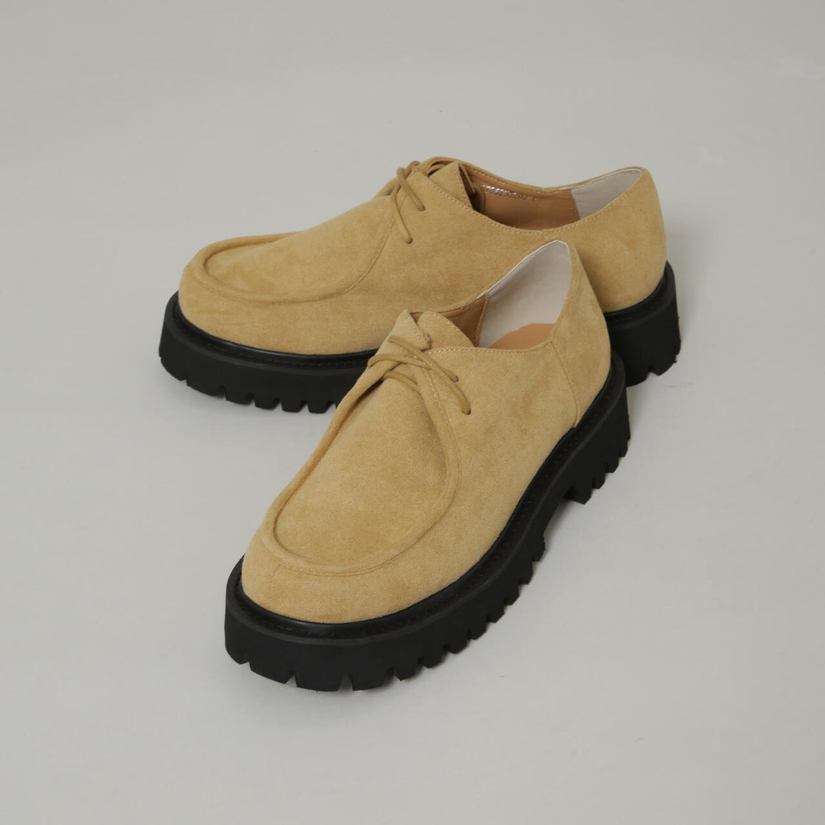 チロリアンボリュームソールシューズ