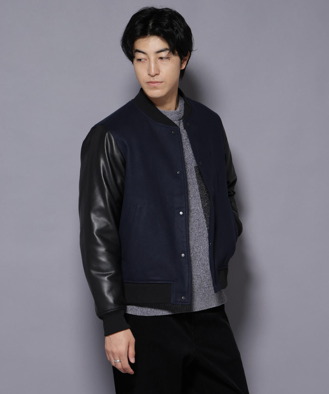 フェイクレザースタジャン