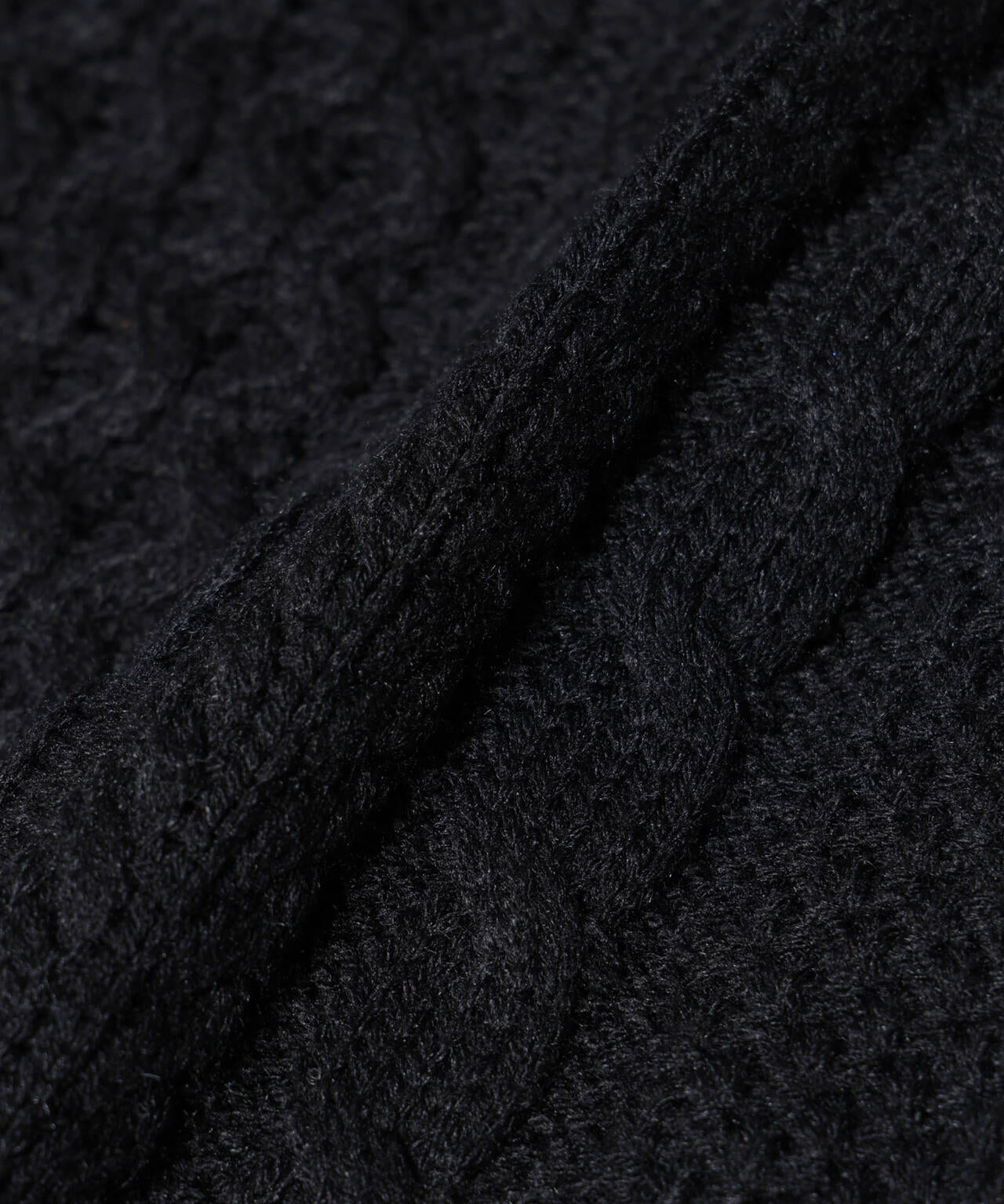 ローゲージケーブルニット 6726122207